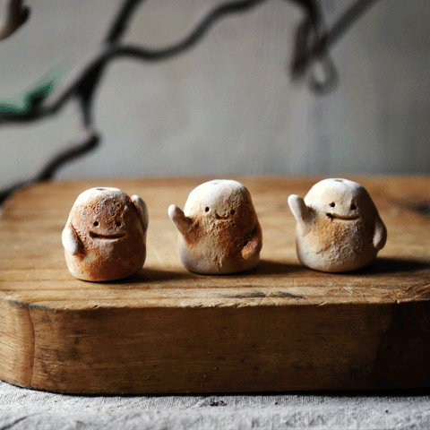 February | Table Bud