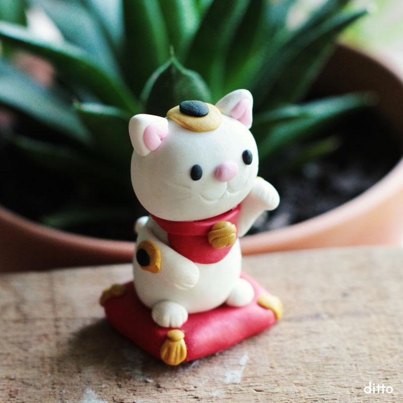 Sculpt A Lucky Cat Oven-Bake Clay Kit